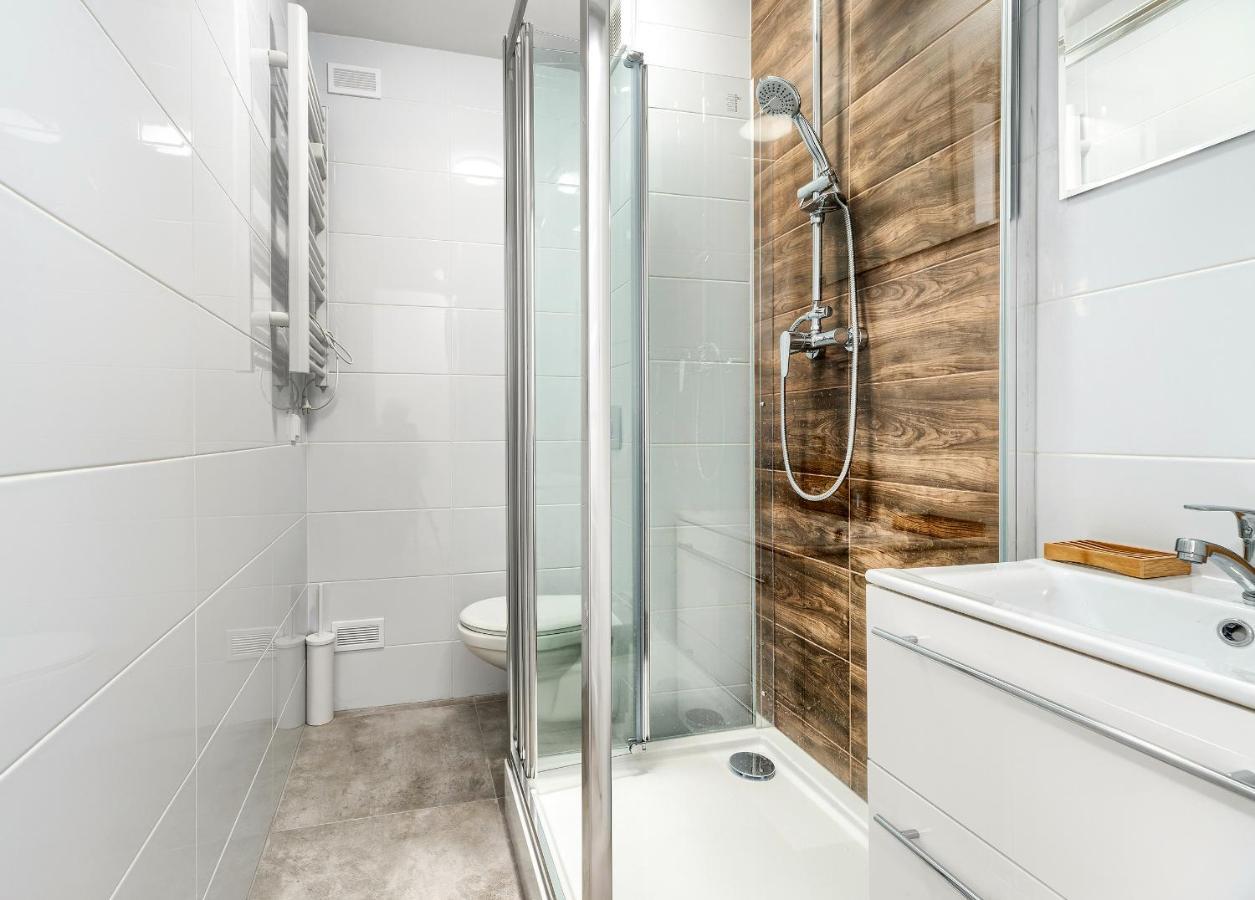 Pokoje Gdansk Zabianka - Bitwy Oliwskiej 15 Appartement Buitenkant foto